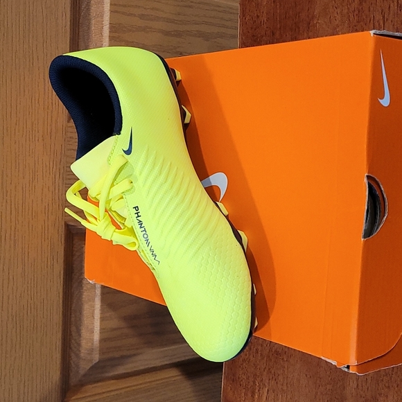 Soccer Cleats - Picture 2 of 2